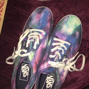 GALAXY VANS 😻